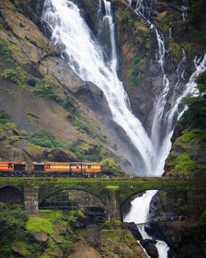 dudhsagar falls goa