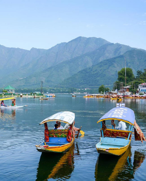 Kashmir Circuit – Pahalgam, Sonmarg, Gulmarg, and Srinagar